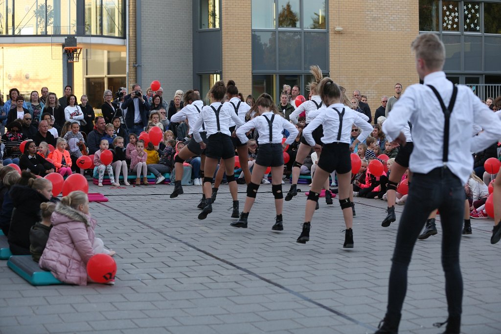 Schoolplein Festival B 585.jpg